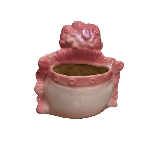 Vintage Hull Art Pottery #92 Gloss 5 1/2" Pink Baby With Pillow Planter - Picture 3 of 5